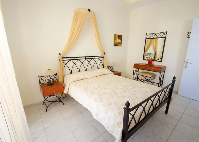 Sosanna Apartmanhotel Pollónia