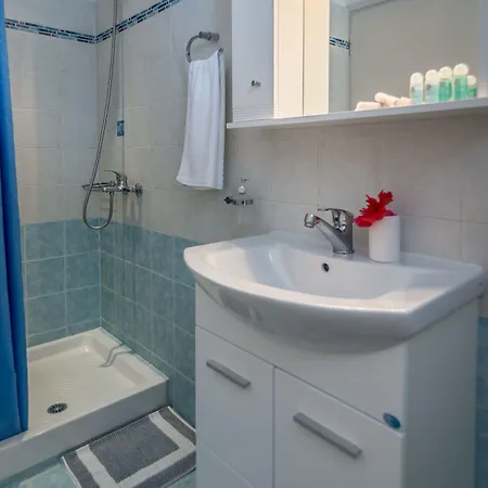 Sosanna Aparthotel